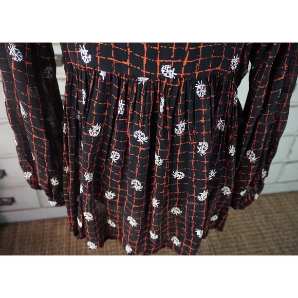 Anthropologie Elysia Embroidered Tie Blouse New S - Picture 8 of 12